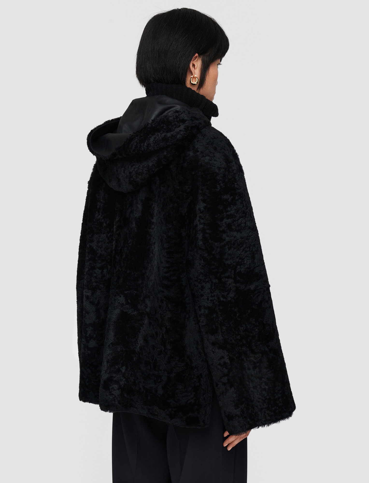 Joseph, Manteau Cosser réversible en peau lainée, in Black